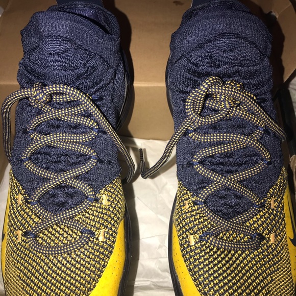 kevin durant kids gold